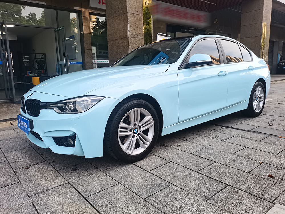 宝马320I